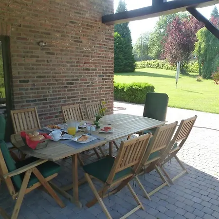 Aux Fagnoux Bed & Breakfast 4*